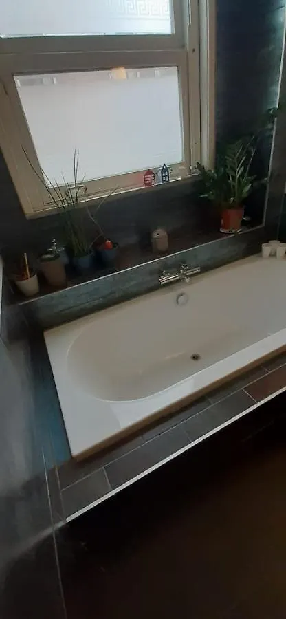 Bed & Breakfast Charlotte, Not For Parties, Not A Hotel, Room With Shared Bathroom, No Kitchen Amsterdam