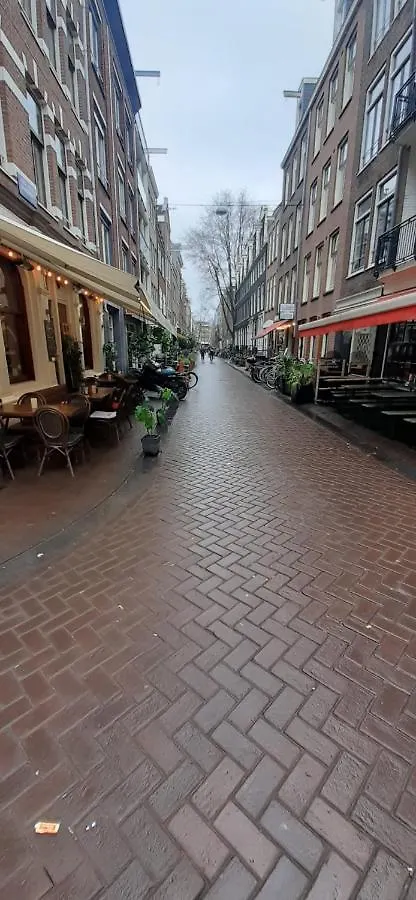 Charlotte, Not For Parties, Not A Hotel, Room With Shared Bathroom, No Kitchen Amsterdam 0*,  Netherlands